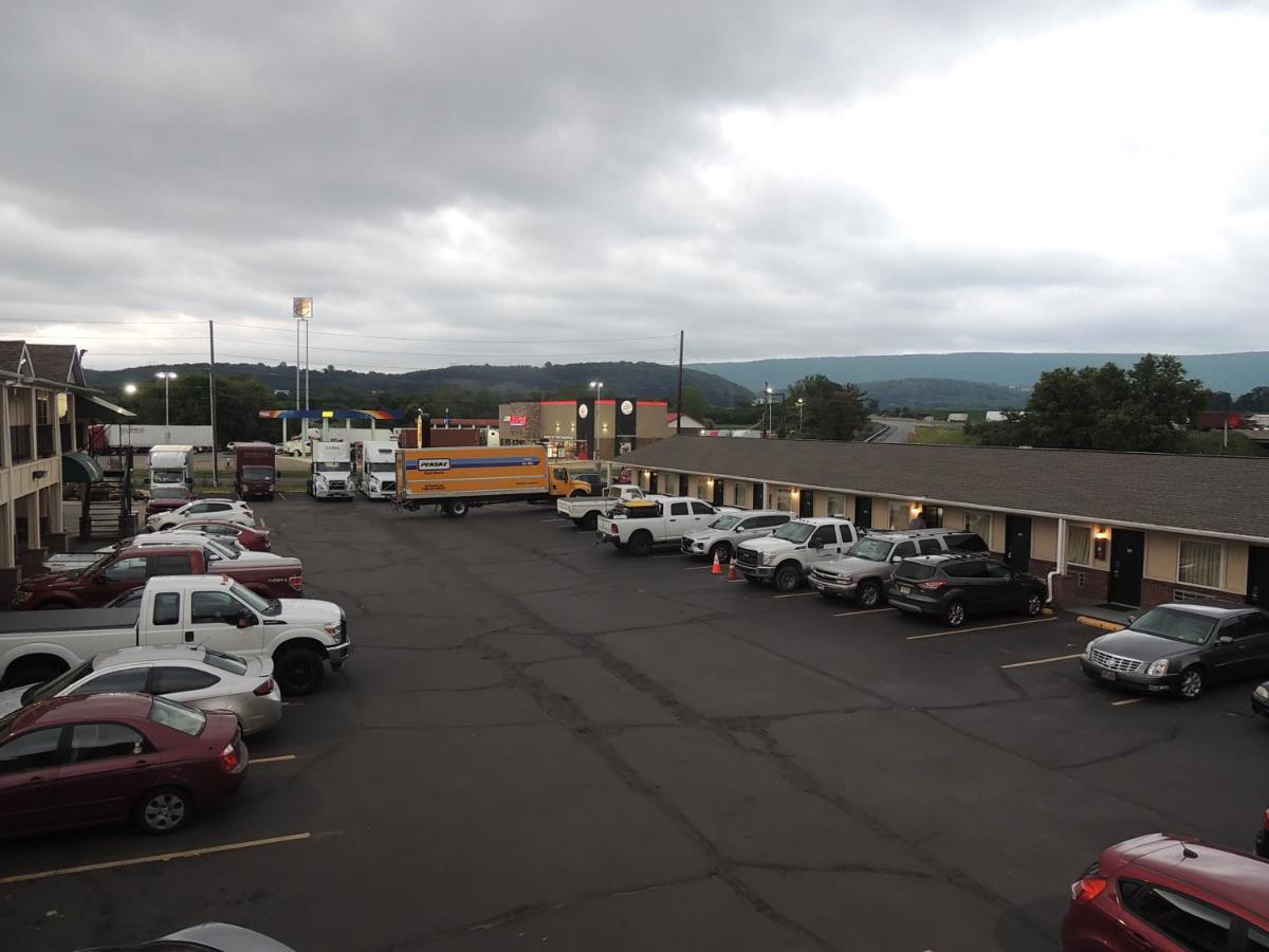 Super 8 By Wyndham Mifflinville Near Bloomsburg Ngoại thất bức ảnh
